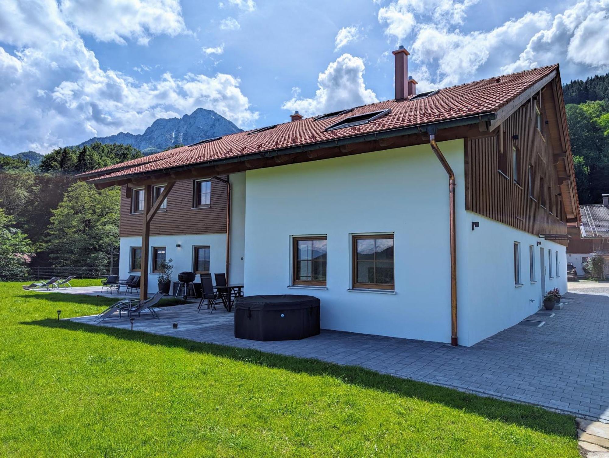 Apartment Staufen-chalet Hochreit